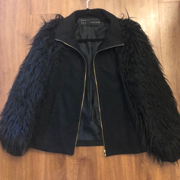 Long fur sleeved jacket - Picture 1 of 4